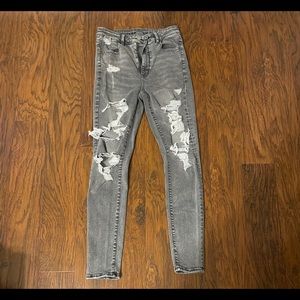 Wmns American Eagle Stretch Ripped Jeans size 8